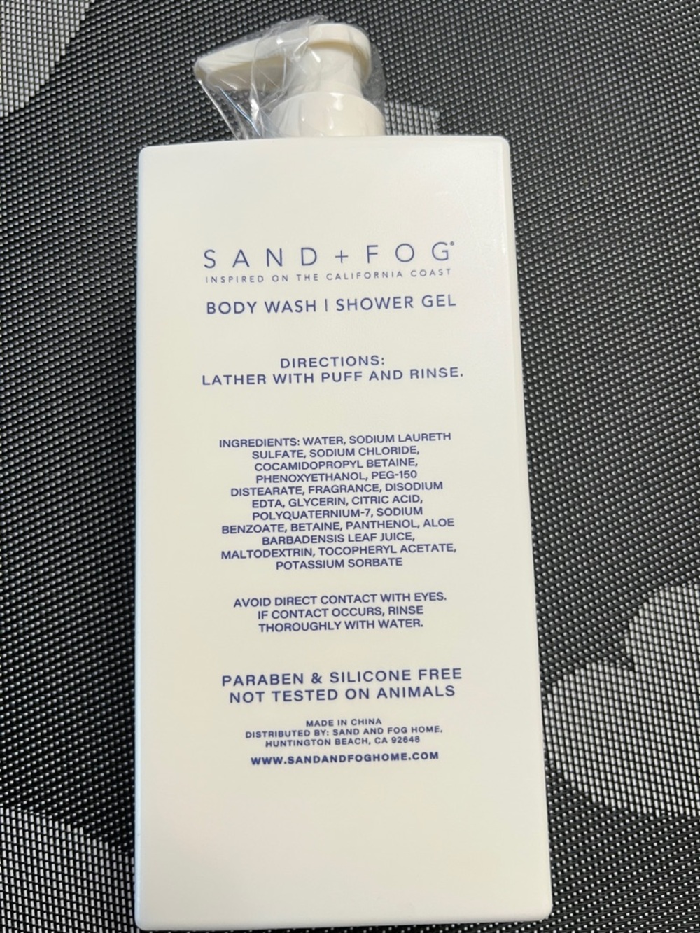 Sand + Fog Spa Day White Body Wash Shower Gel - Picture 2 of 3